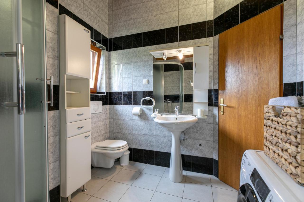Apartments Kastel Pula Пула Экстерьер фото
